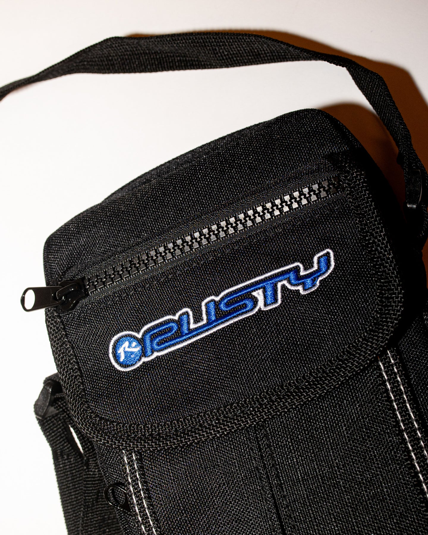 Rusty Stringers Bag STRINGER CROSSBODY BAG - BLACK – Salt Air Surf